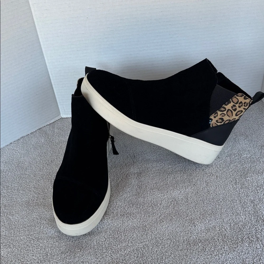 Toms Black Suede & leopard print women’s ‎ Jaime slip on shoes size 9.5 sneakers
